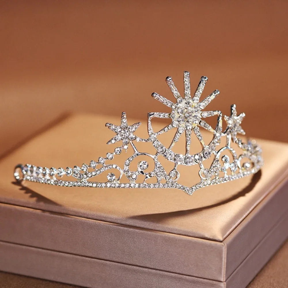 Elegant Silver Tiara with Crystal Accents